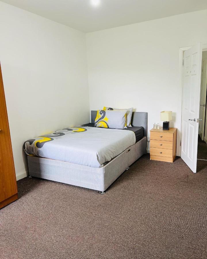 Апартаменты Simple 2Bed Flat In Edinburgh. Экстерьер фото