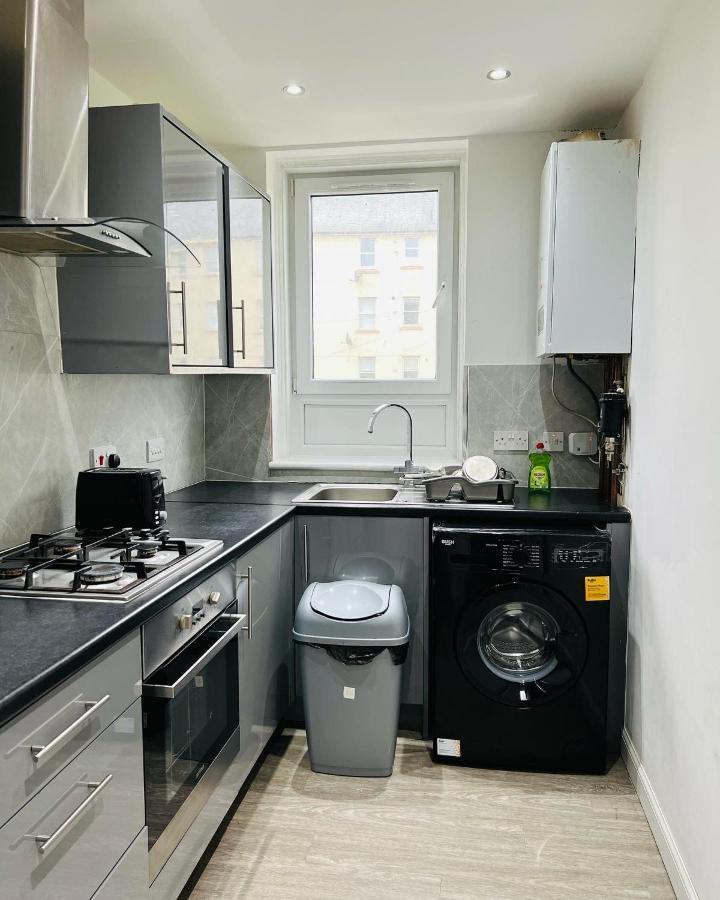 Апартаменты Simple 2Bed Flat In Edinburgh. Экстерьер фото